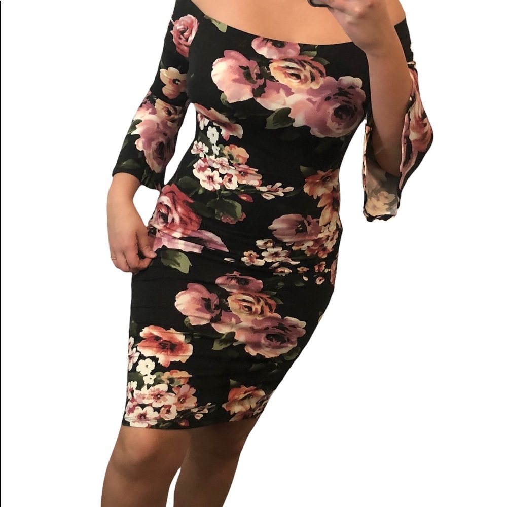 Haute Monde off shoulder bodycon floral dress